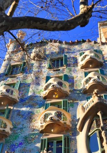 Gaudi-Casa-Batllo-Barcelona-800×531