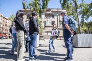 Picasso tour group at la Llotja