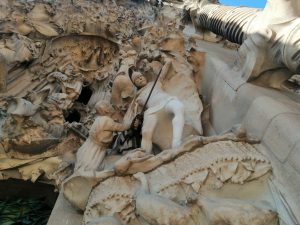 statue of the passion façade sagrada familia
