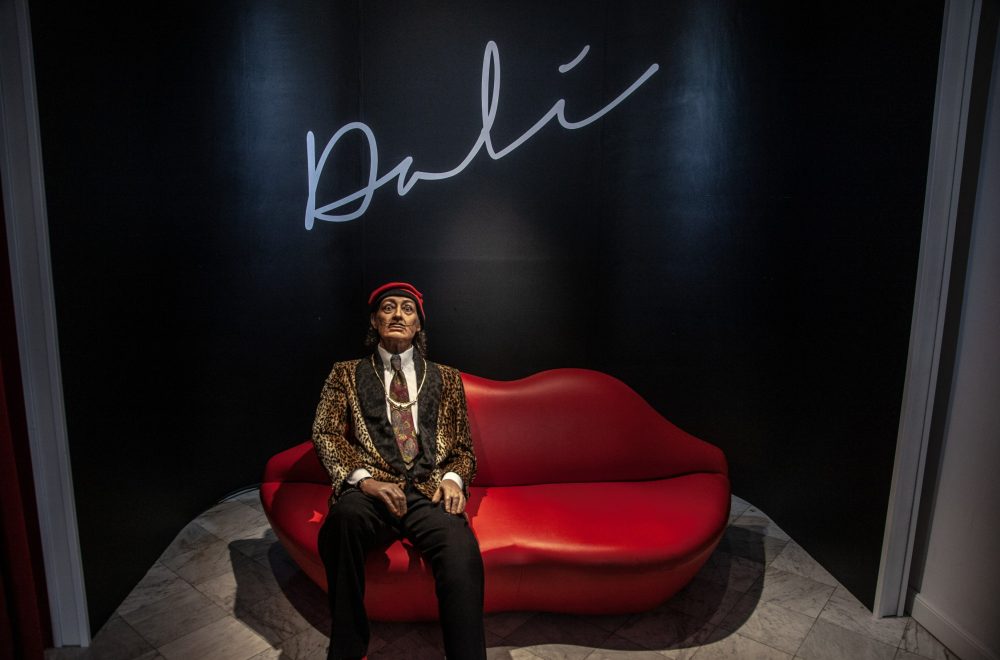 DALI sitting on lips at the Barcelona Wax Museum