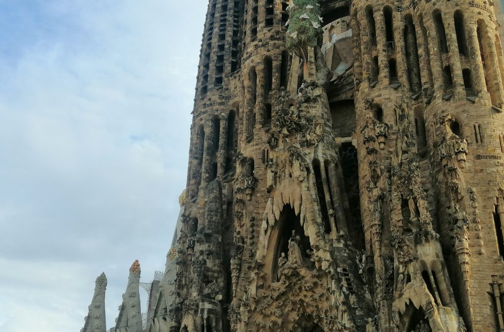 sagrada familia carving nativity façade