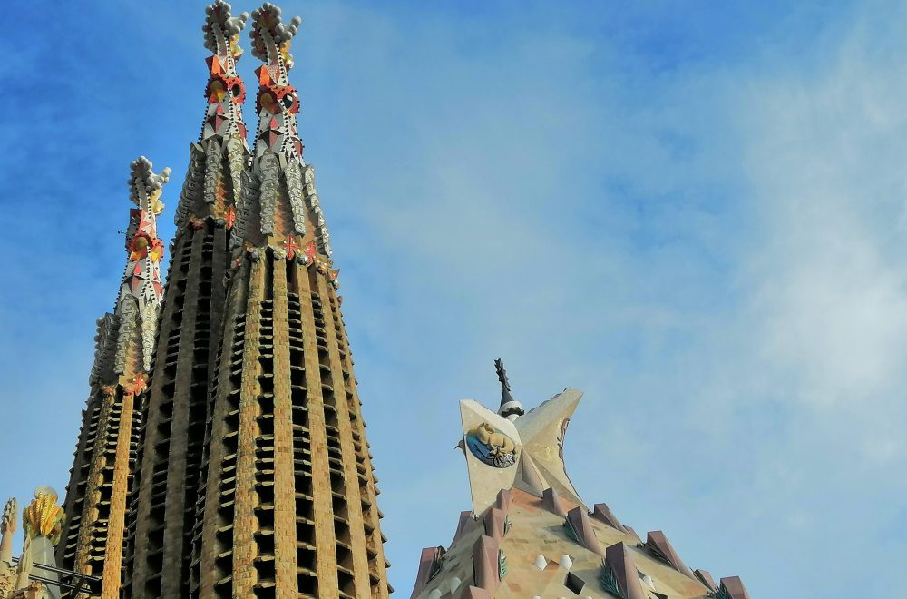 sagrada familia outside dome detail