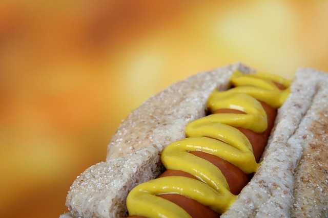 hot dog cart