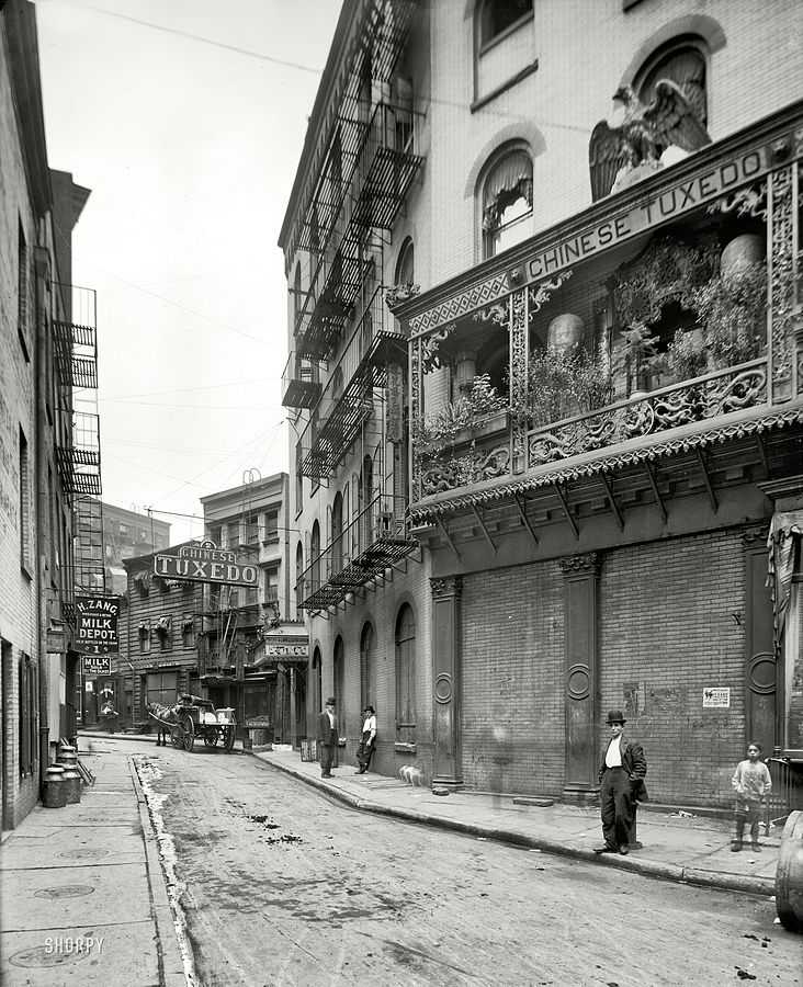 Chinese Tuxedo at Doyers Street and The Bowery, 1901