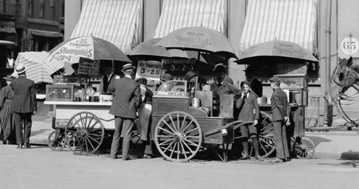 hot dog cart