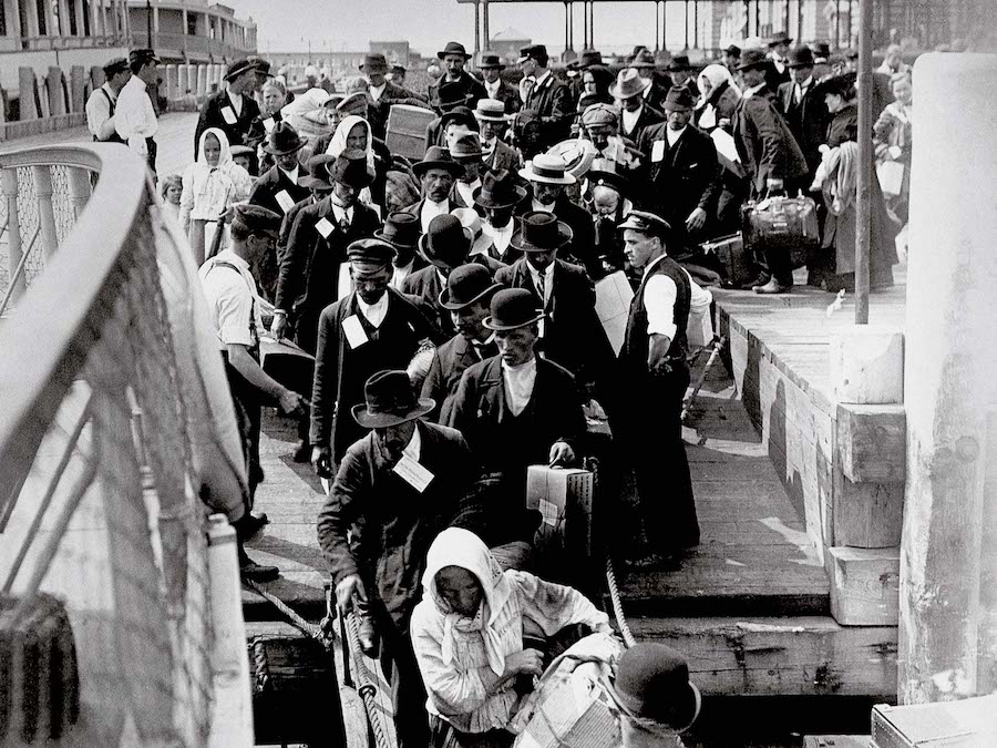 Ellis Island immigration