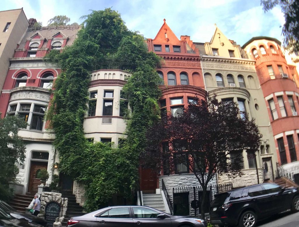 beautiful pretty townhouses rowhouses in upper west side manhattan new york city