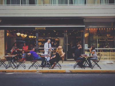 French phrases to help you order at restaurants