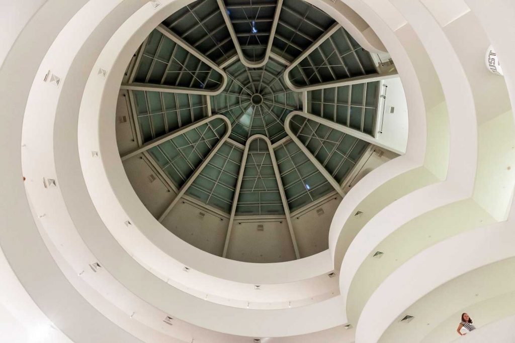 Guggenheim Museum, 5th Avenue, New York