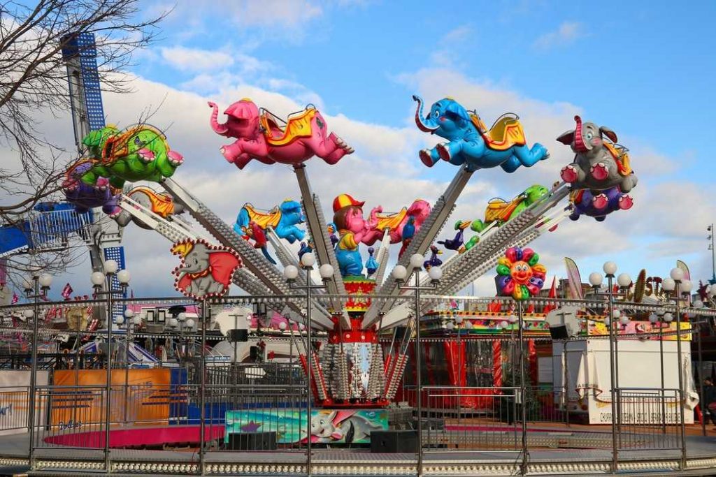 Carnival attraction