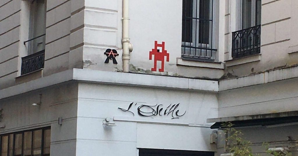 space invader street art in Paris