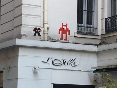 space invader street art in Paris