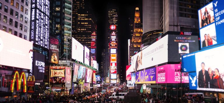 A Behind-the-Scenes Guide to Broadway in New York – Blog