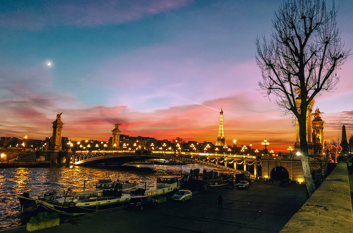 A gorgeous sunset over the River Seine with Eiffel Tower in background