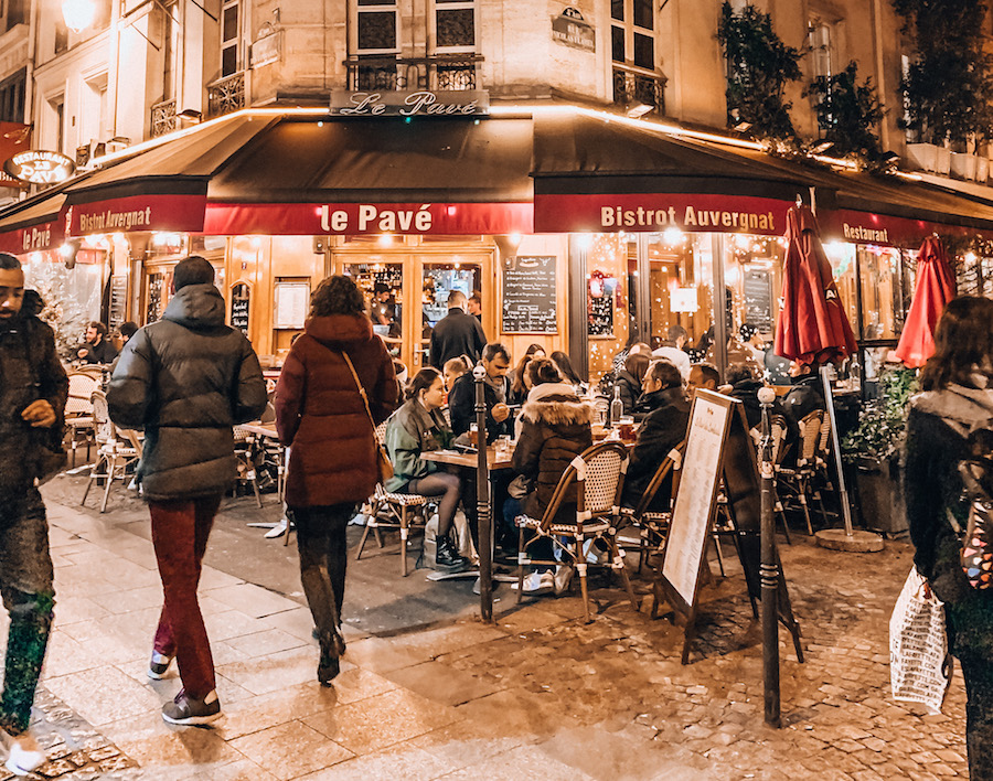 Le Pave bistro in Châtelet