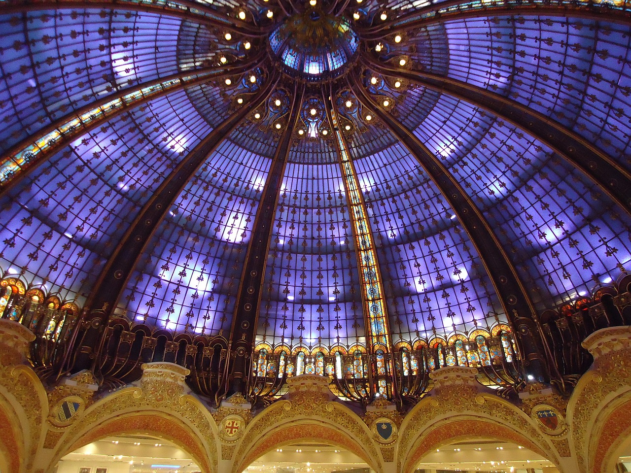 galeries lafayette stained glass dome