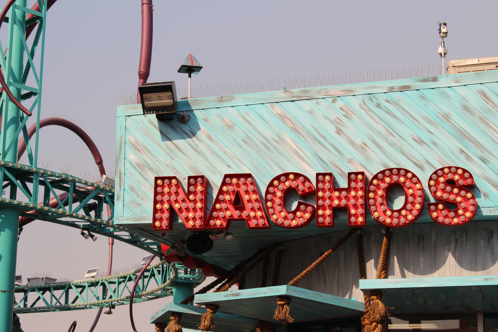 Nachos sign for a restaurant at Santa Monica pier