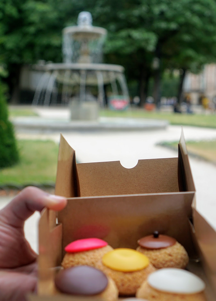 Popelini pastries at Place des Voges in Paris