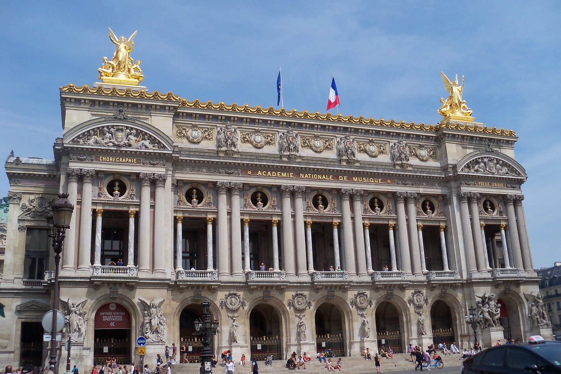 opera de garnier tour Opera Garnier facade