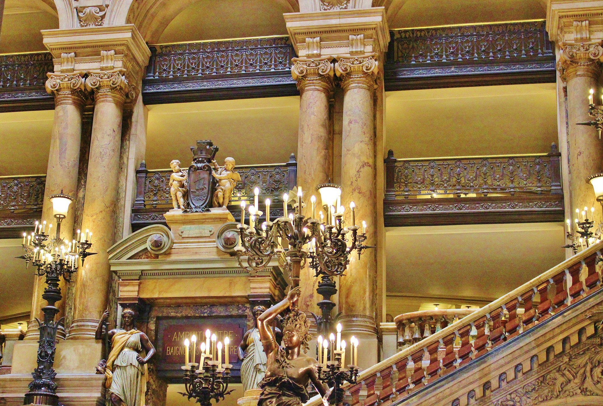 opera de garnier tour Opera Garnier interior