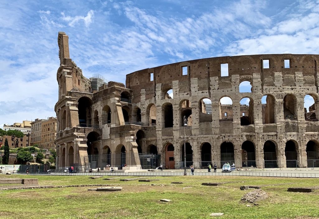 Colosseum during lunchtime