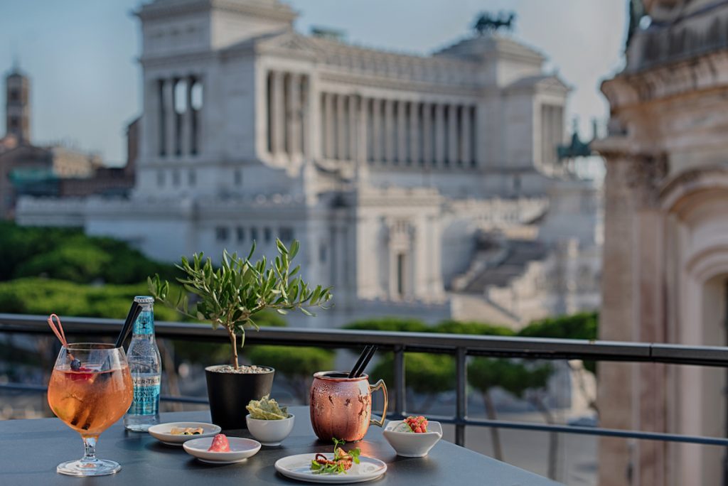 Secret View bar in Rome with view of the Victor Emmanuel II National Monument