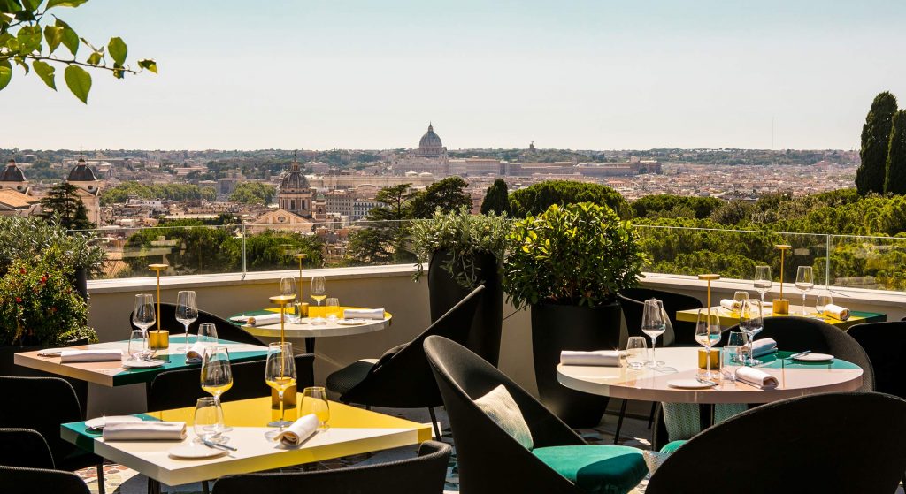 Settimo rooftop restaurant in Rome with view of basilica