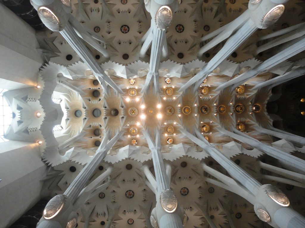 Sagrada Familia nave