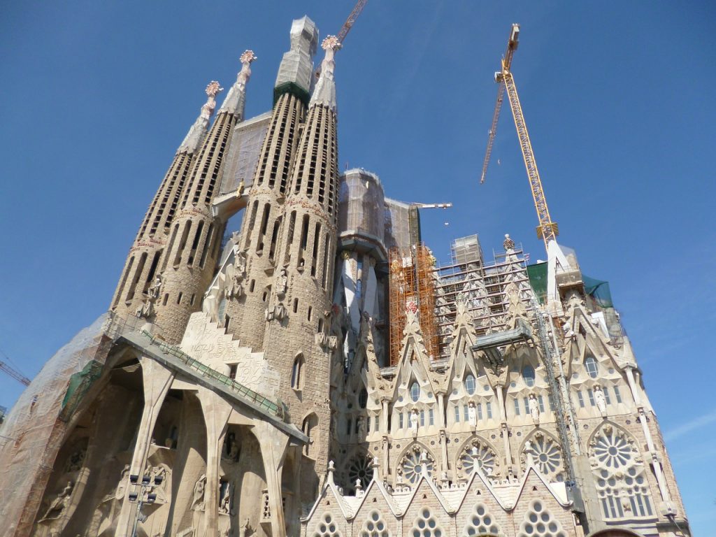 Sagrada Familia under construction