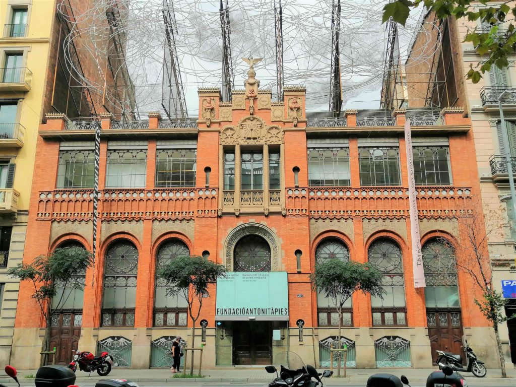 Passeig de Gràcia - Visit Barcelona