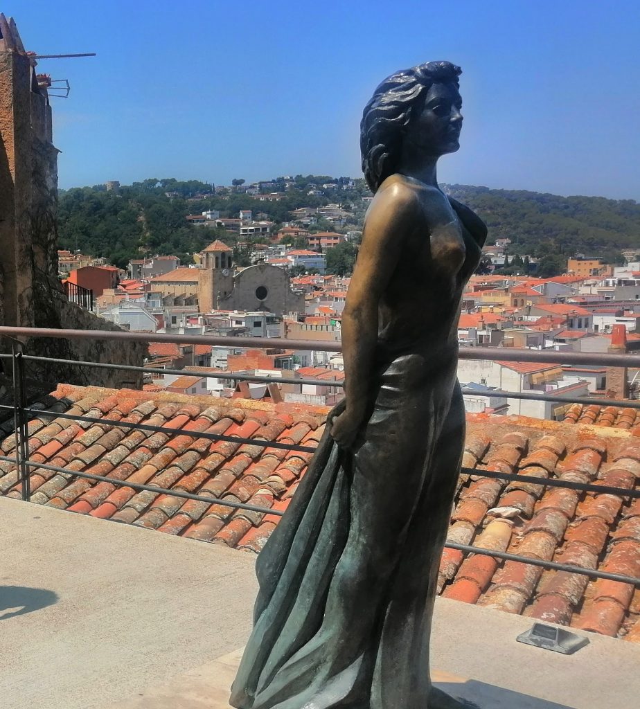 Ava gardner statue