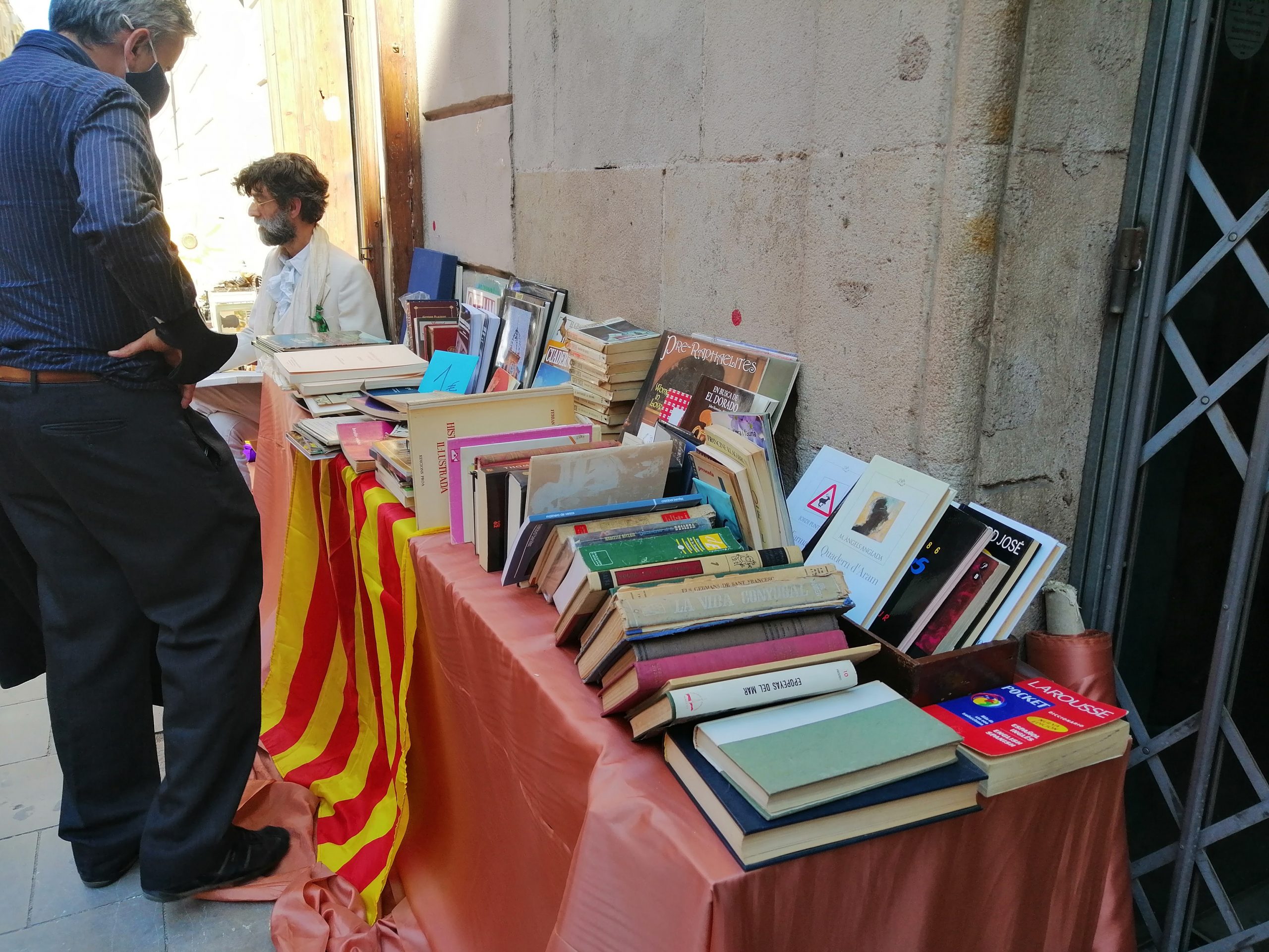 Sant Jordi book signing