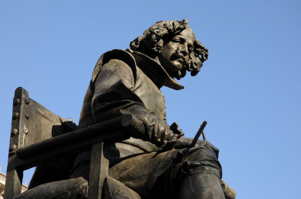 Statue of Diego Velazquez in Madrid.jpg