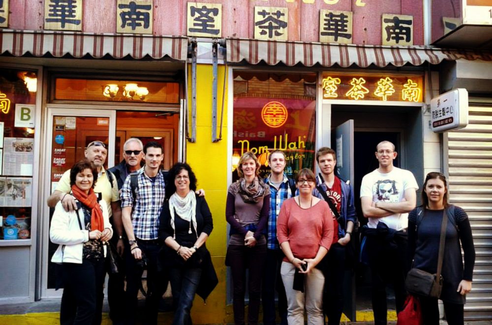 tour group on SoHo Little Italy Chinatown tour