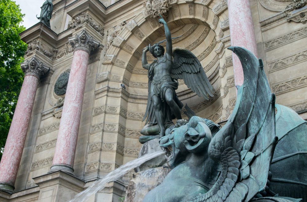 Fontaine Saint Michel in Paris