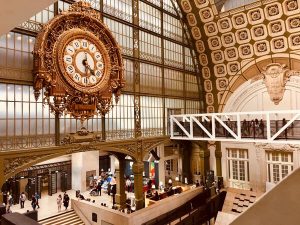 Musée d'Orsay foyer with historic clock on private guided tour