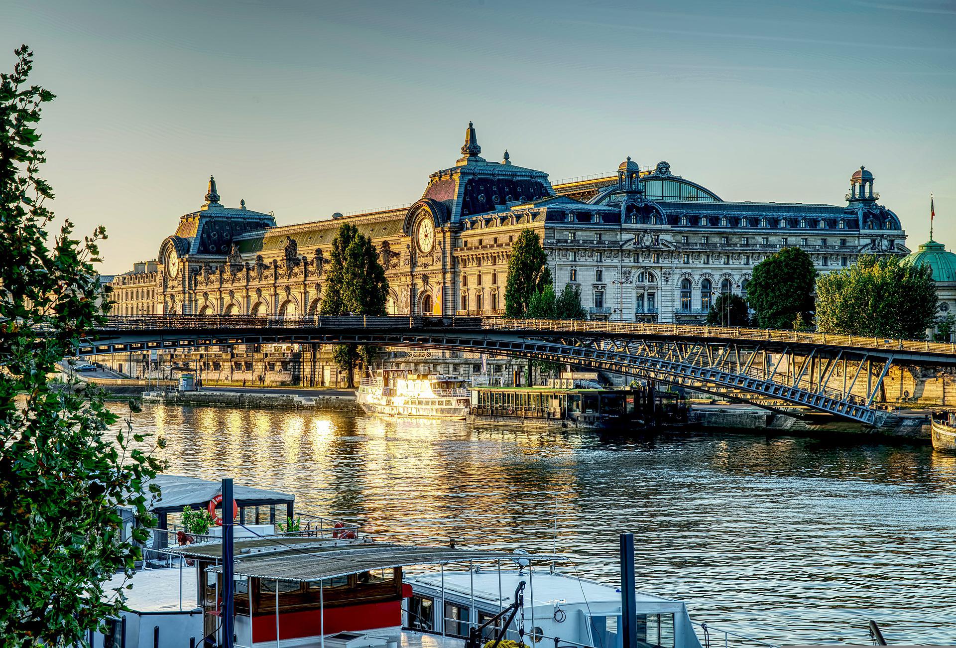 Pont des Arts, Paris - Book Tickets & Tours