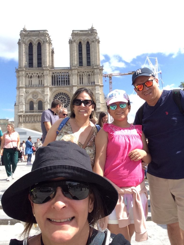 Group photo Notre Dame Outdoor Walking Tour With Crypt on Aug 13, 2023 with Adriana
