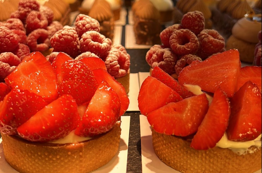 Display of fruit tarts