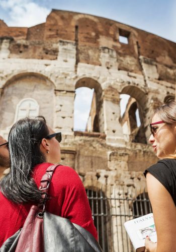 tour guide giving a tour of rome