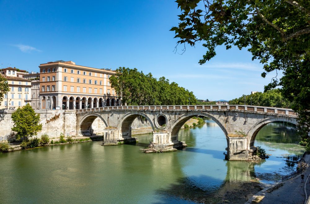 Ponte Sisto crossing the Tiber River
