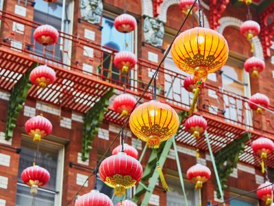Chinese lanterns in San Francisco Chinatown_iStock (1)