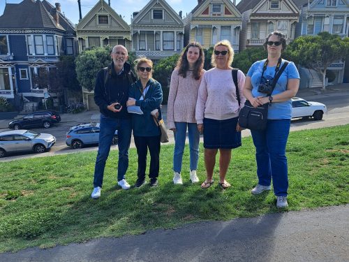 27Aug-The-Painted-Ladies-and-Victorian-Homes-of-Alamo-Square-Tour-John-Hurst1-scaled
