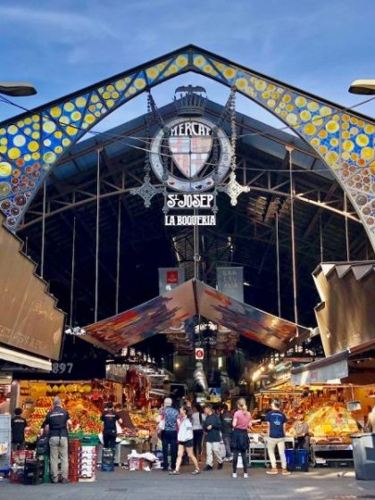 Boqueria-Market-in-Barcelona-800×600