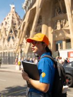 Guide in front of Sagrada Familia during Barcelona Architecture Tour