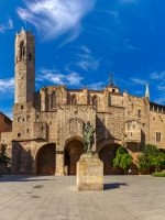 Statue of Roman Berenguer III in the Gothic Quarter in Barcelona