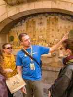 Tour guide talking to guests during Barcelona Markets tour