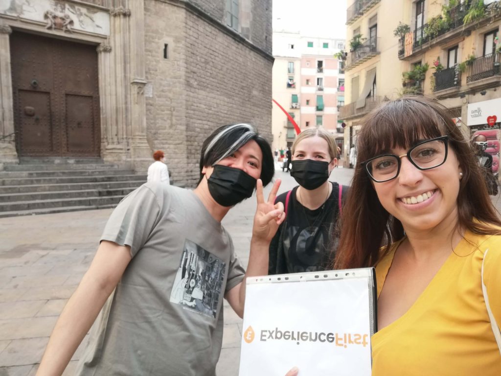Group photo Barcelona Tour on 1 October 2021 with Cristina