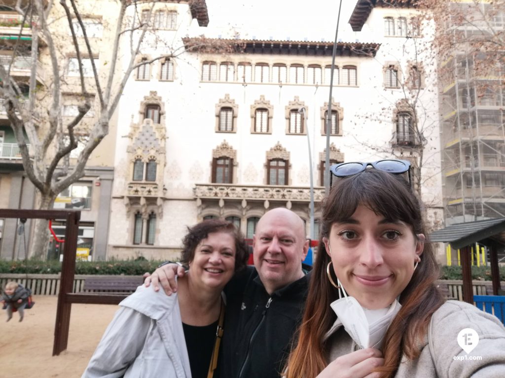 Group photo Barcelona Architecture Tour on 31 December 2021 with Cristina