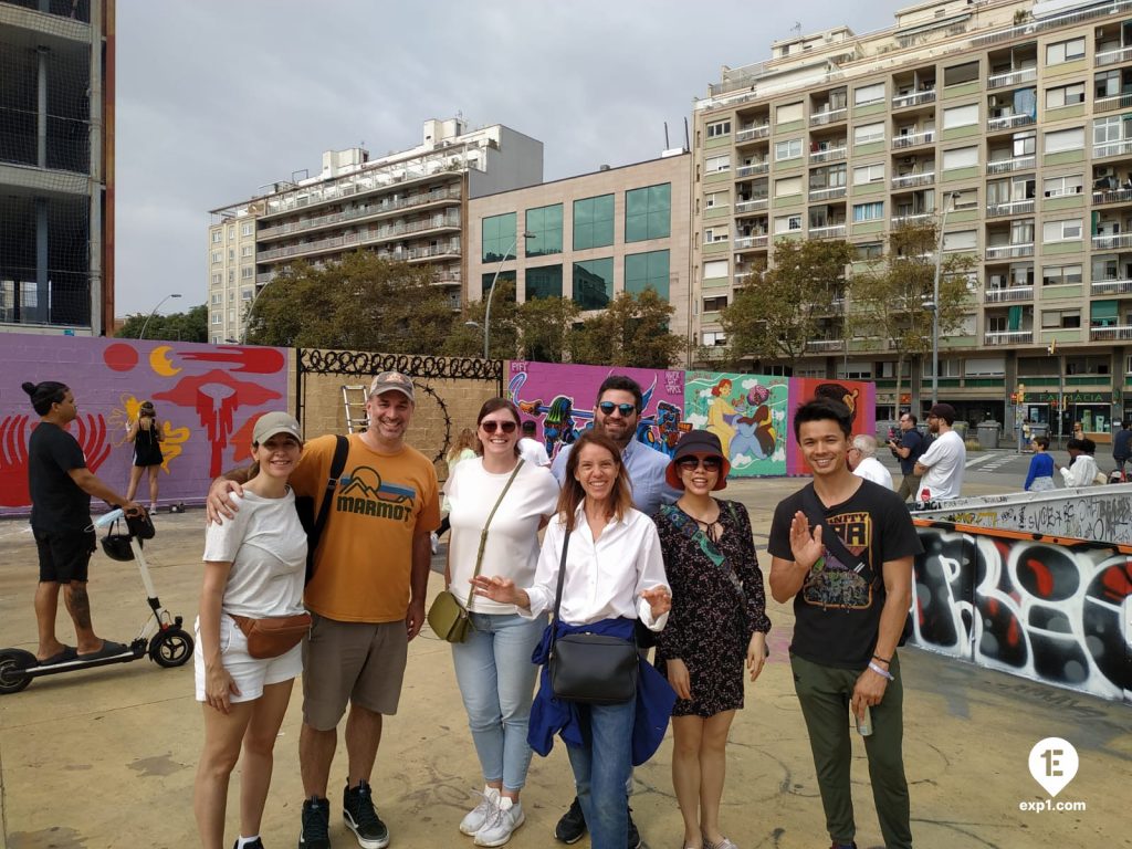 Group photo Raval Walking Tour on 23 October 2022 with Marta